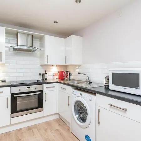 Apartment Sunshine Retreat Near Leeds Centre